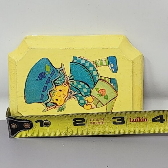 Vintage‎ Strawberry Shortcake Chalkware Wall Plaques Set – Yellow Background - Picture 9 of 9